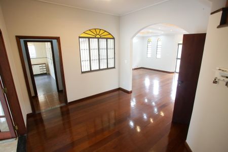 Casa para alugar com 444m², 4 quartos e 6 vagasSala de Jantar