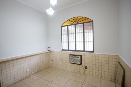 Casa para alugar com 444m², 4 quartos e 6 vagasQuarto de Serviço