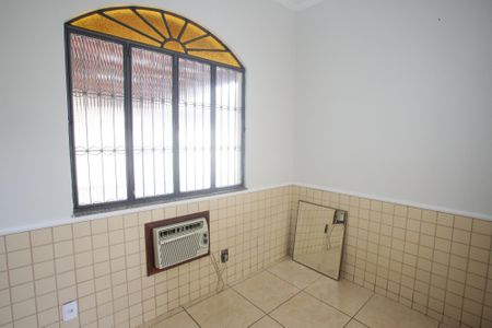 Casa para alugar com 444m², 4 quartos e 6 vagasQuarto de Serviço