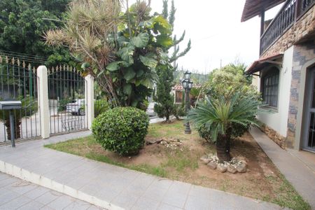 Casa para alugar com 444m², 4 quartos e 6 vagasJardim