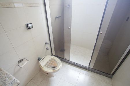 Casa para alugar com 444m², 4 quartos e 6 vagasBanheiro Social