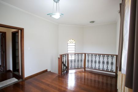 Casa para alugar com 444m², 4 quartos e 6 vagasHall dos Quartos