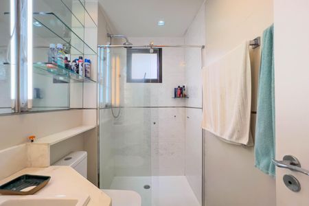 Apartamento à venda com 117m², 3 quartos e 2 vagasBanheiro Social