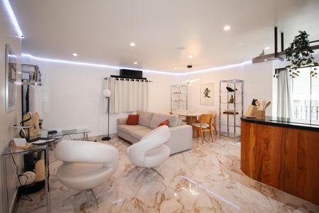 Sala de apartamento para alugar com 1 quarto, 94m² em Chácara Itaim, São Paulo