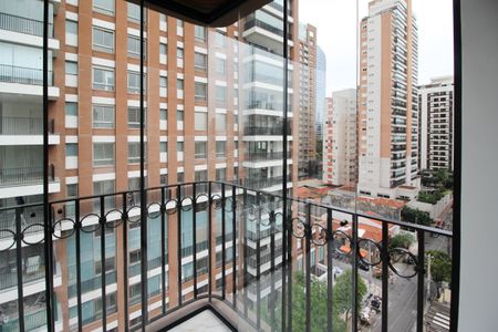 Apartamento para alugar com 94m², 1 quarto e 2 vagas Apartamento para alugar com 94m², 1 quarto e 2 vagasVaranda da sala