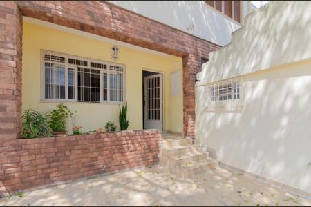 Casa à venda com 180m², 5 quartos e 2 vagasEntrada