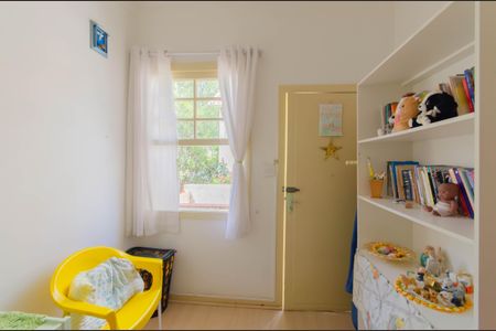 Casa à venda com 180m², 5 quartos e 2 vagasQuarto 4