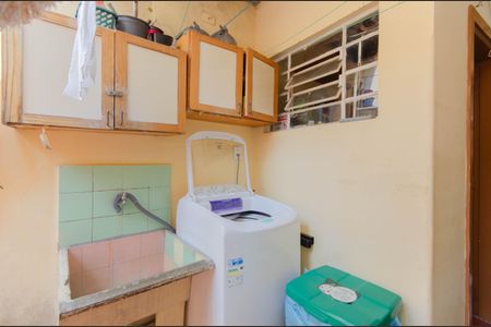 Casa à venda com 180m², 5 quartos e 2 vagasÁrea de Serviço