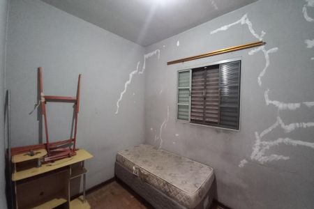 Casa à venda com 129m², 6 quartos e 2 vagasQuarto 2