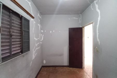 Casa à venda com 129m², 6 quartos e 2 vagasQuarto 2