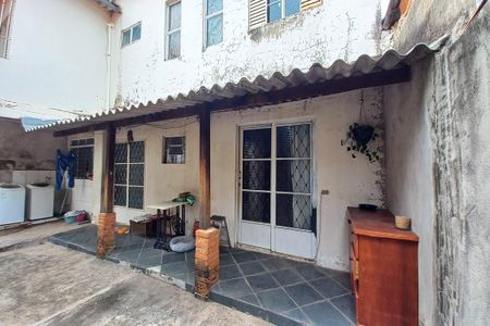 Casa à venda com 129m², 6 quartos e 2 vagasEdícula