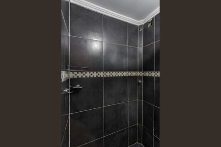 Apartamento à venda com 37m², 2 quartos e 1 vaga Apartamento à venda com 37m², 2 quartos e 1 vagaBanheiro