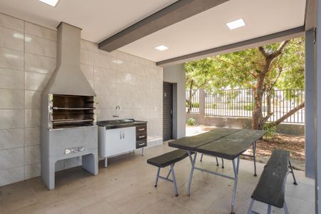 Apartamento à venda com 37m², 2 quartos e 1 vaga Apartamento à venda com 37m², 2 quartos e 1 vagaÁrea comum - Churrasqueira