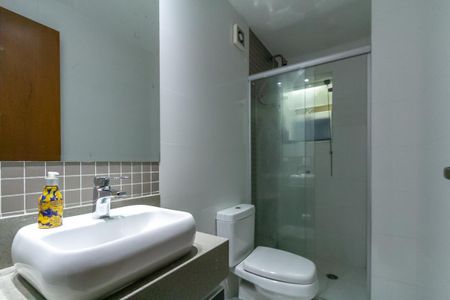 Apartamento à venda com 96m², 3 quartos e 2 vagas Apartamento à venda com 96m², 3 quartos e 2 vagasBanheiro Social