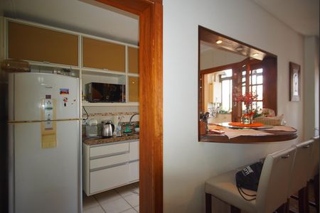 Apartamento à venda com 164m², 2 quartos e 2 vagasCozinha