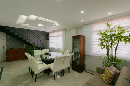 Apartamento à venda com 300m², 3 quartos e 2 vagasSala de Jantar