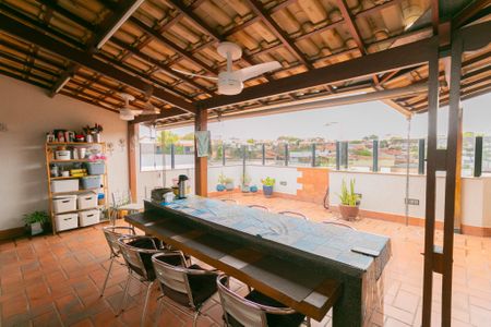 Apartamento à venda com 300m², 3 quartos e 2 vagasÁrea comum - Churrasqueira