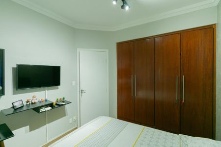 Apartamento à venda com 300m², 3 quartos e 2 vagasSuíte 2