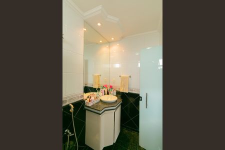 Apartamento à venda com 300m², 3 quartos e 2 vagasBanheiro da Suíte 1