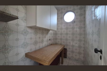 Apartamento à venda com 115m², 3 quartos e 1 vagaÁrea de serviço