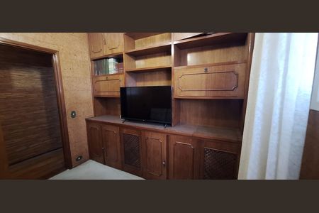 Apartamento à venda com 115m², 3 quartos e 2 vagas Apartamento à venda com 115m², 3 quartos e 2 vagasQuarto 1 - Armários
