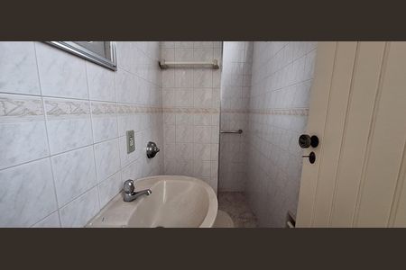 Apartamento à venda com 115m², 3 quartos e 2 vagas Apartamento à venda com 115m², 3 quartos e 2 vagasBanheiro de serviço