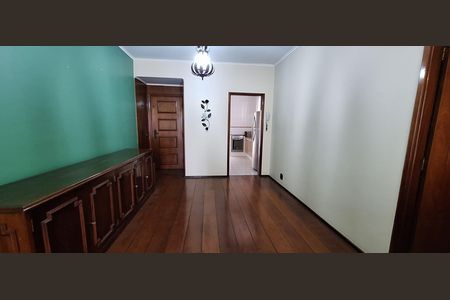 Apartamento à venda com 115m², 3 quartos e 2 vagas Apartamento à venda com 115m², 3 quartos e 2 vagasSala