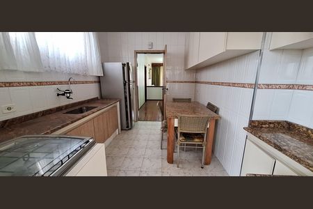 Apartamento à venda com 115m², 3 quartos e 2 vagas Apartamento à venda com 115m², 3 quartos e 2 vagasCozinha