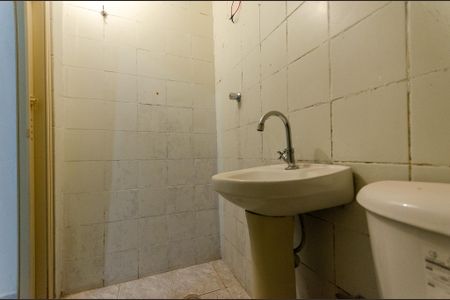 Casa à venda com 30m², 1 quarto e sem vaga Casa à venda com 30m², 1 quarto e sem vagaBanheiro Social