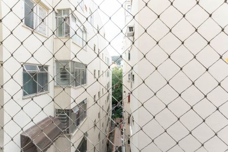 Vista de apartamento à venda com 2 quartos, 68m² em Grajaú, Rio de Janeiro