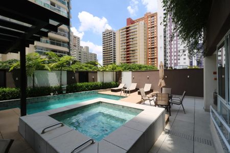 Studio à venda com 30m², 1 quarto e 1 vagaÁrea Comum - Piscina