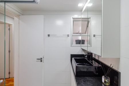 Apartamento à venda com 70m², 2 quartos e 1 vagaBanheiro