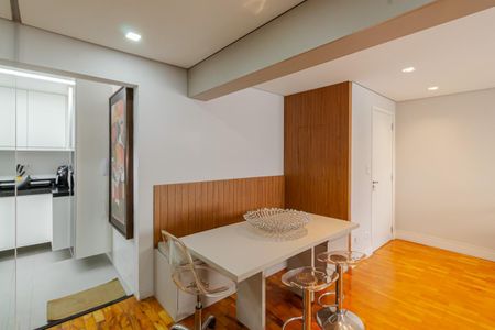 Apartamento à venda com 70m², 2 quartos e 1 vagaSala