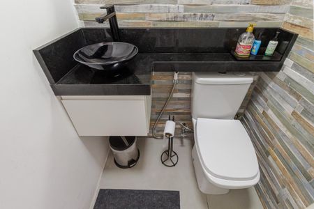 Apartamento à venda com 70m², 2 quartos e 1 vagaBanheiro de Serviço