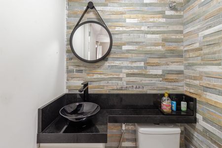 Apartamento à venda com 70m², 2 quartos e 1 vagaBanheiro de Serviço