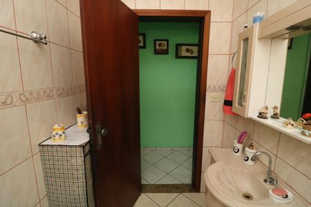 Casa à venda com 130m², 3 quartos e 1 vagaLavabo