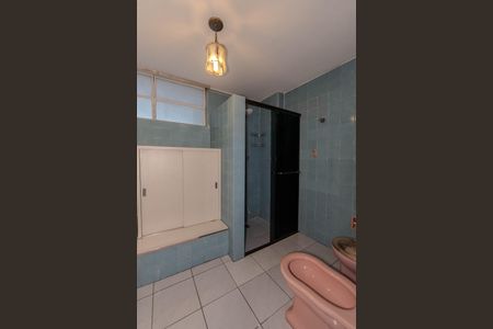 Apartamento para alugar com 187m², 4 quartos e 1 vaga Apartamento para alugar com 187m², 4 quartos e 1 vagaBanheiro da Suíte