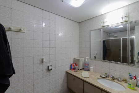Apartamento à venda com 100m², 2 quartos e 1 vaga Apartamento à venda com 100m², 2 quartos e 1 vagaBanheiro