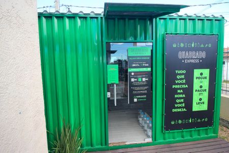 Casa de condomínio à venda com 50m², 2 quartos e 1 vagaMercado - Quadrado express