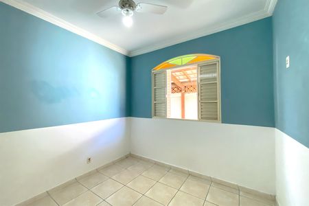 Quarto 1 de casa à venda com 3 quartos, 240m² em Guarani, Belo Horizonte