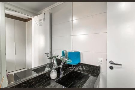 Apartamento à venda com 72m², 3 quartos e 1 vagaBanheiro da Suíte