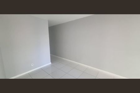 Apartamento à venda com 97m², 4 quartos e 2 vagas Apartamento à venda com 97m², 4 quartos e 2 vagasCorredor