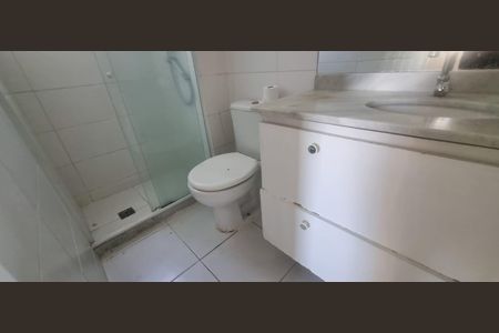 Apartamento à venda com 97m², 4 quartos e 2 vagas Apartamento à venda com 97m², 4 quartos e 2 vagasBanheiro