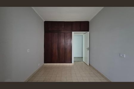 Casa para alugar com 173m², 3 quartos e 4 vagas Casa para alugar com 173m², 3 quartos e 4 vagasSuíte