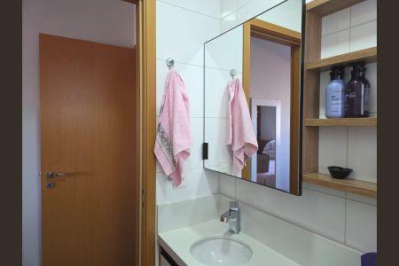 Apartamento à venda com 82m², 3 quartos e 3 vagasBanheiro Suíte 2