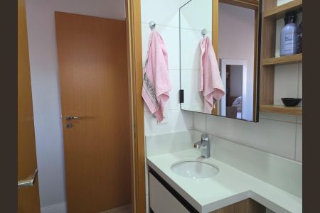 Apartamento à venda com 82m², 3 quartos e 3 vagasBanheiro Suíte 2