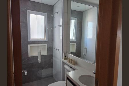 Apartamento à venda com 82m², 3 quartos e 3 vagasBanheiro Social