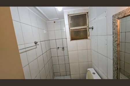 Banheiro Social de apartamento para alugar com 2 quartos, 60m² em Jardim das Esmeraldas, Goiânia