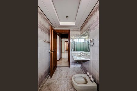 Apartamento para alugar com 400m², 4 quartos e 4 vagas Apartamento para alugar com 400m², 4 quartos e 4 vagasBanheiro da Suíte 3