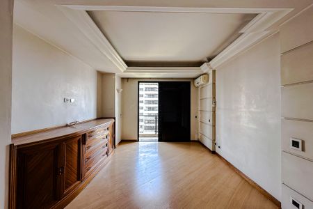 Apartamento para alugar com 400m², 4 quartos e 4 vagas Apartamento para alugar com 400m², 4 quartos e 4 vagasQuarto 1 - Suíte